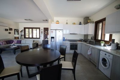 Detached Villa For Sale  in  Tala