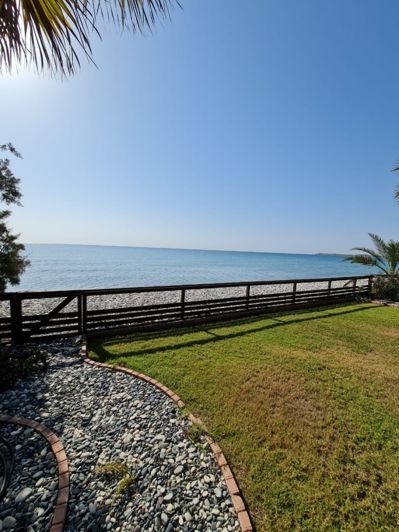 Image No.2-3 Bed Villa for sale