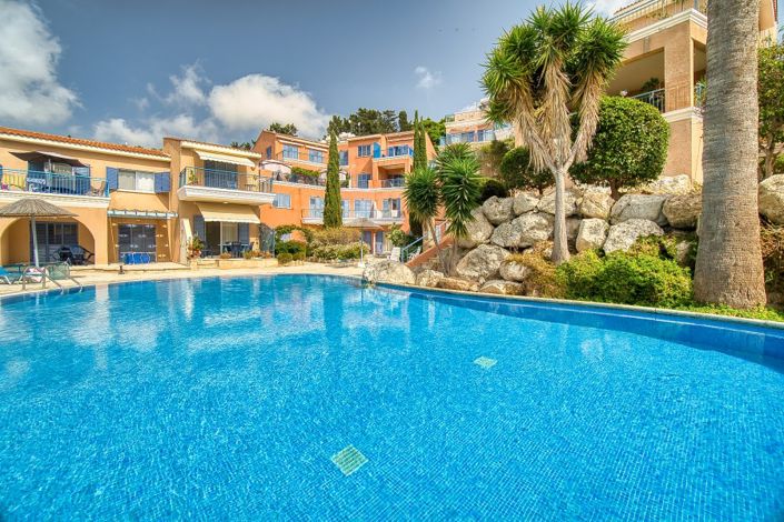 Image No.2-Maison de ville de 2 chambres à vendre à Chloraka