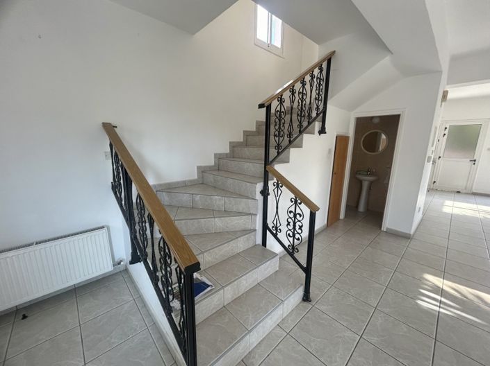 Image No.5-4 Bed Villa for sale