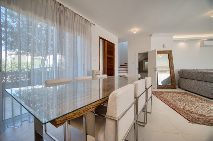 Image No.7-3 Bed Villa for sale