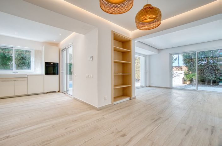 Image No.7-4 Bed Villa for sale