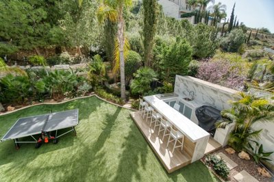 Detached Villa For Sale  in  Ayios Athanasios