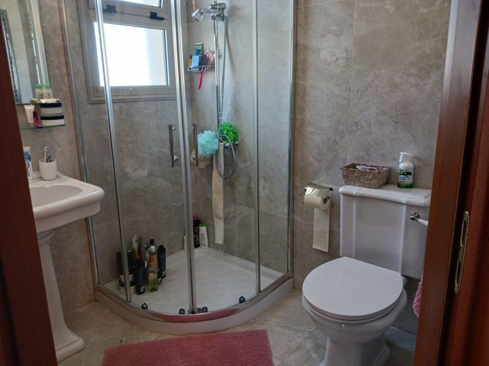 Image No.10-5 Bed Villa for sale