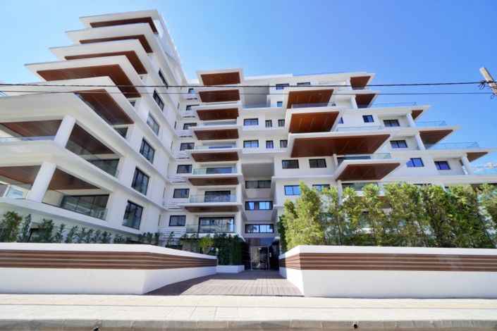 Image No.2-Appartement de 3 chambres à vendre à Larnaca