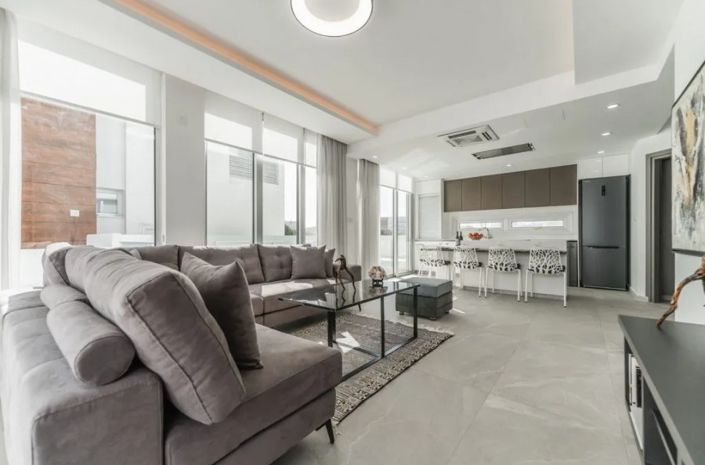 Image No.6-4 Bed Villa for sale