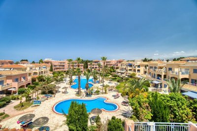 Penthouse For Sale  in  Kato Paphos