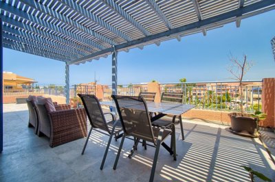 Penthouse For Sale  in  Kato Paphos