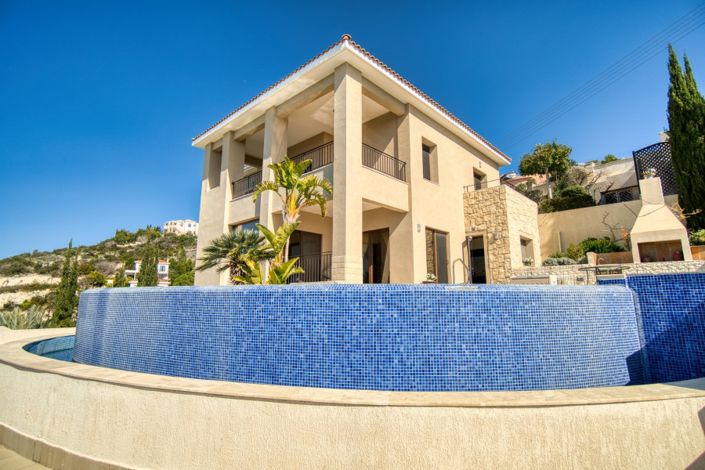 Image No.6-5 Bed Villa for sale