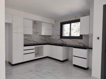 Apartment For Sale  in  Zakaki