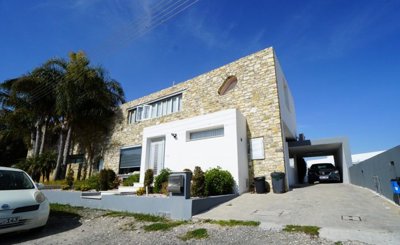 Detached Villa For Sale  in  Aradippou