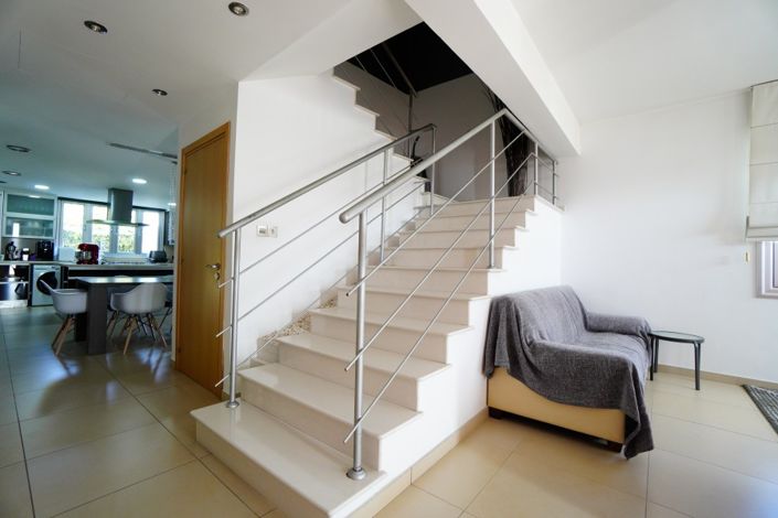 Image No.6-7 Bed Villa for sale