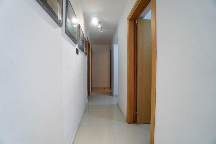 Image No.7-7 Bed Villa for sale