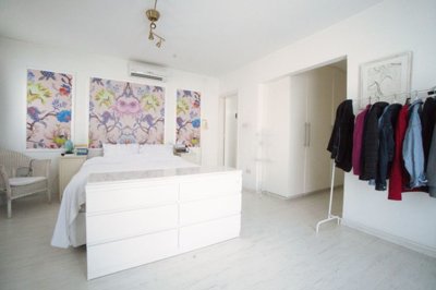 Semi Detached Villa For Sale  in  Larnaca