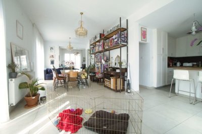 Semi Detached Villa For Sale  in  Larnaca