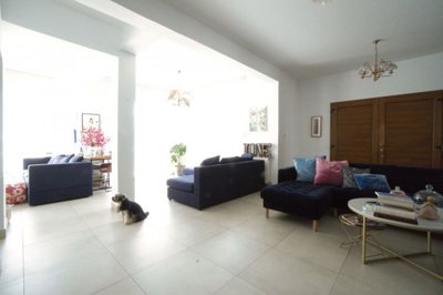 Semi Detached Villa For Sale  in  Larnaca