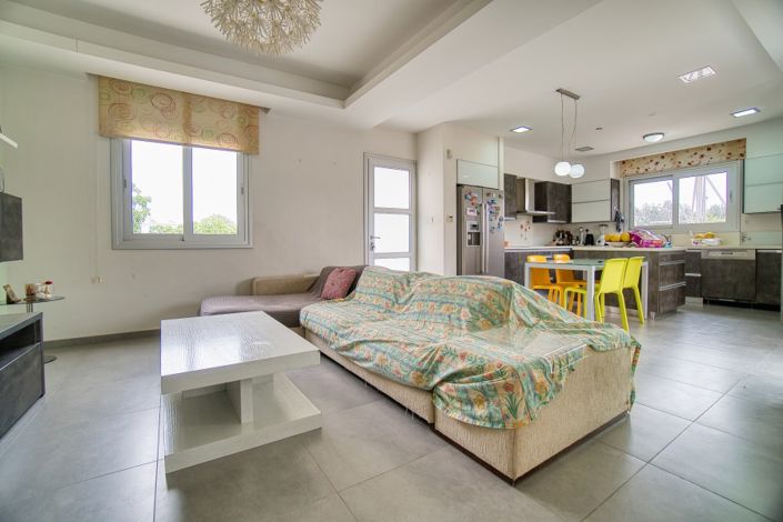 Image No.9-4 Bed Villa for sale