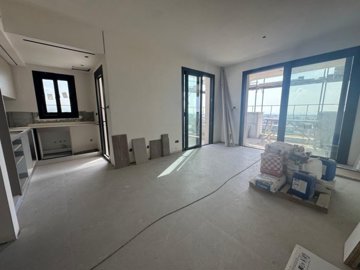 Penthouse For Sale  in  Ypsonas