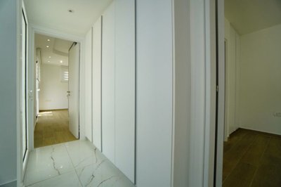 Detached Villa For Sale  in  Pervolia