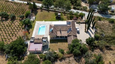 Detached Villa For Sale  in  Laneia