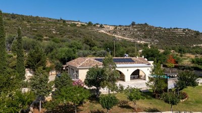Detached Villa For Sale  in  Laneia