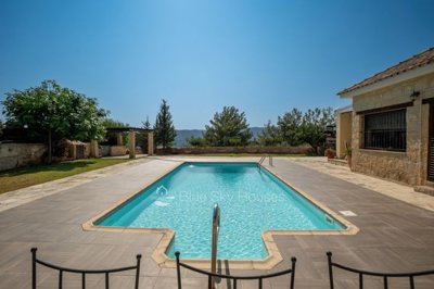 Detached Villa For Sale  in  Laneia