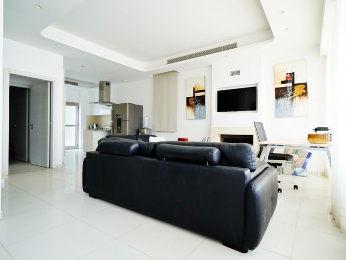 Image No.3-5 Bed Villa for sale