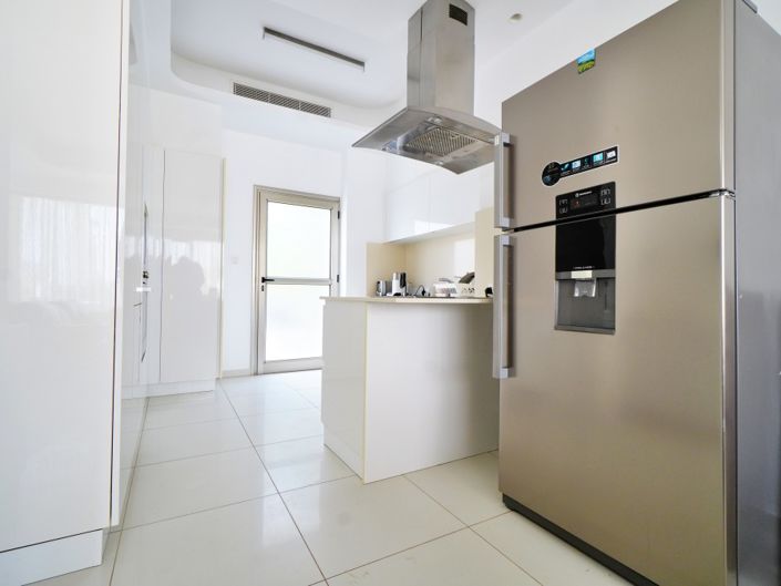 Image No.6-5 Bed Villa for sale