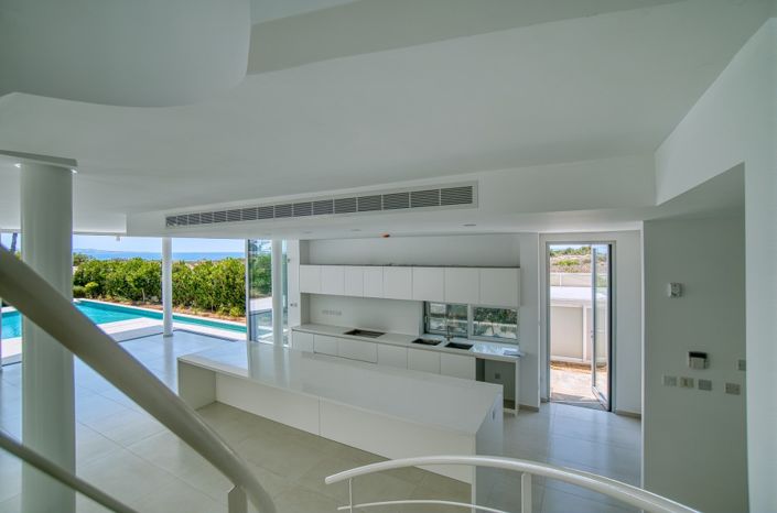 Image No.8-5 Bed Villa for sale