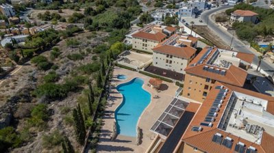 Apartment For Sale  in  Chloraka