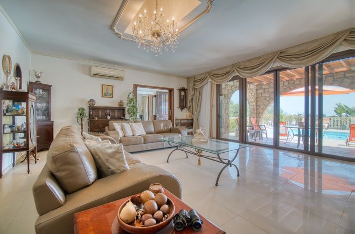 Image No.9-3 Bed Bungalow for sale