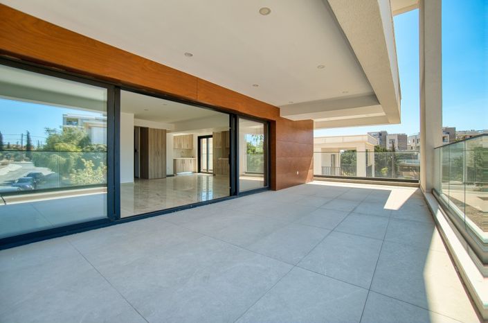 Image No.1-2 Bed Apartment for sale