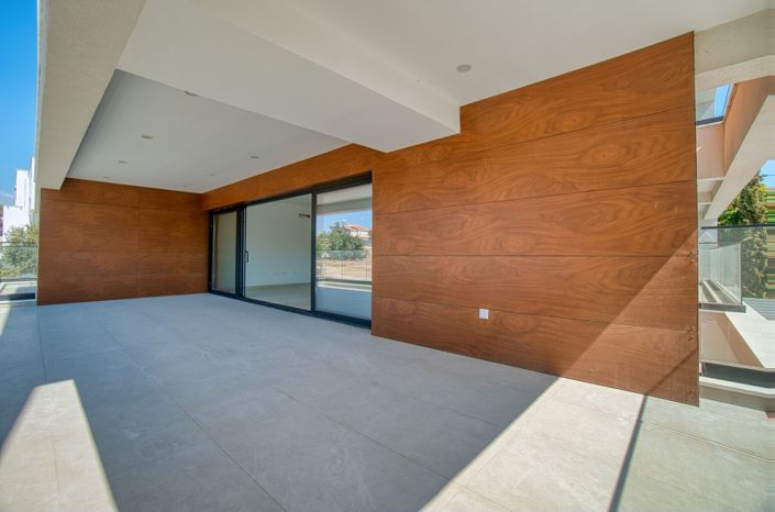 Image No.2-Appartement de 2 chambres à vendre à Agios Athanasios