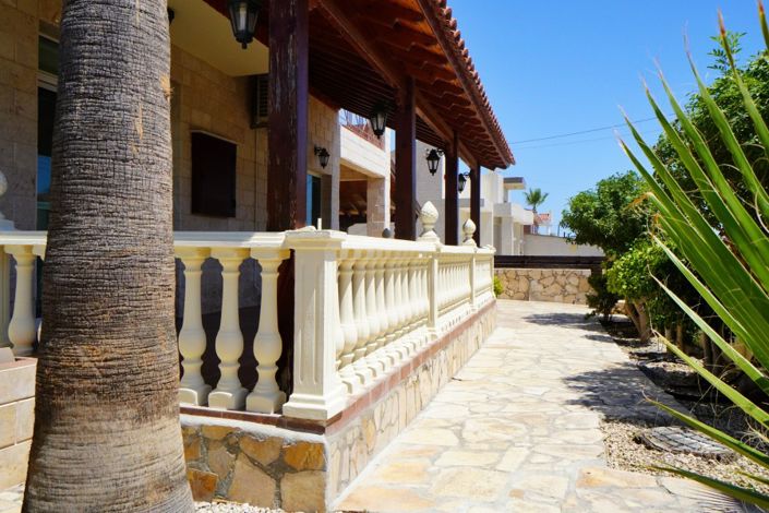 Image No.4-Villa de 5 chambres à vendre à Tersefanou