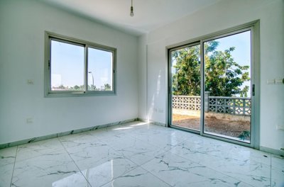 Ground Floor Apartment For Sale  in  Mesa Chorio