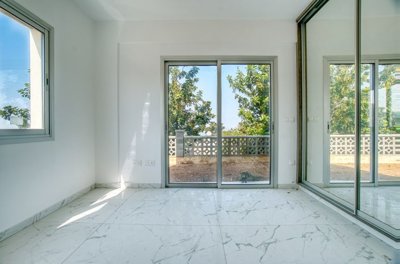 Ground Floor Apartment For Sale  in  Mesa Chorio