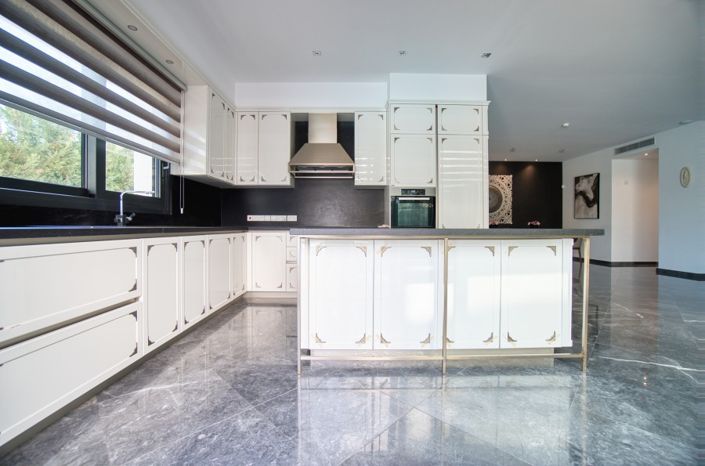 Image No.7-5 Bed Villa for sale