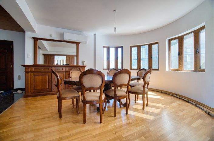 Image No.6-6 Bed Villa for sale