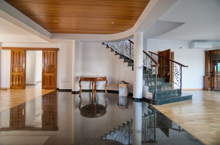 Image No.7-6 Bed Villa for sale