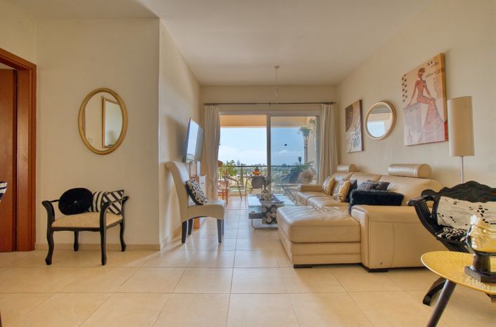 Image No.8-Appartement de 2 chambres à vendre à Chloraka