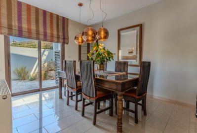 Detached Villa For Sale  in  Parekklisia