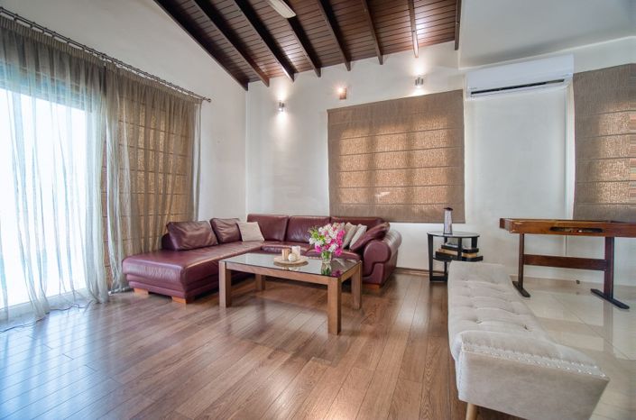 Image No.6-6 Bed Villa for sale