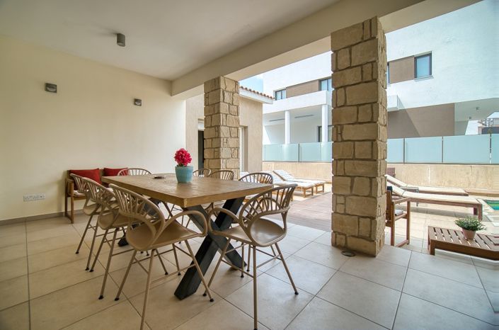 Image No.9-6 Bed Villa for sale