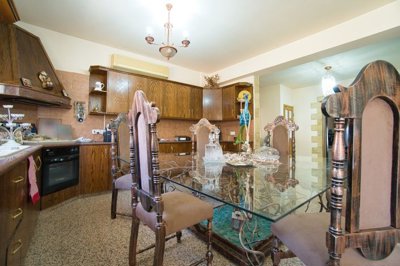 Detached Villa For Sale  in  Kato Polemidia