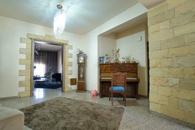 Detached Villa For Sale  in  Kato Polemidia