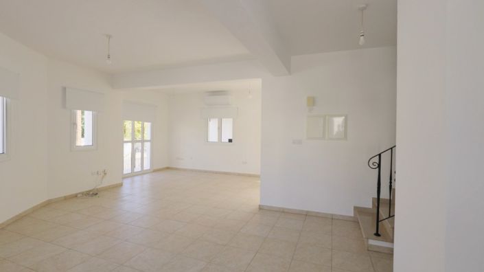 Image No.4-3 Bed Villa for sale