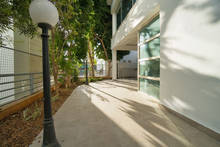 Image No.6-5 Bed Villa for sale