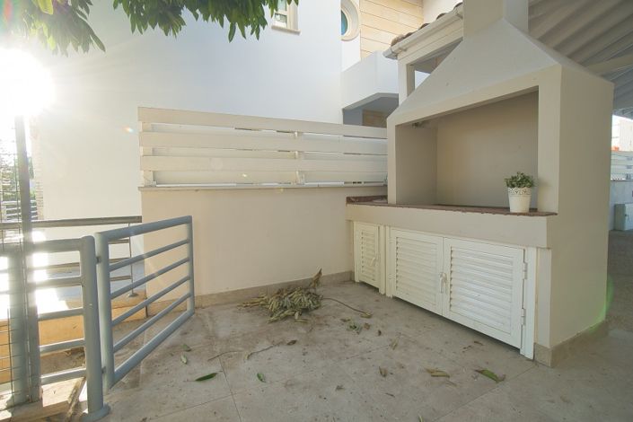Image No.7-Villa de 5 chambres à vendre à Parekklisia