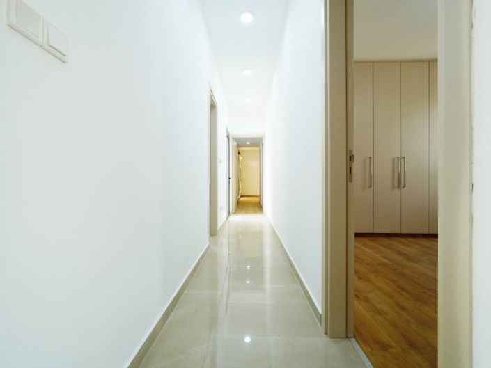 Image No.9-2 Bed Villa for sale