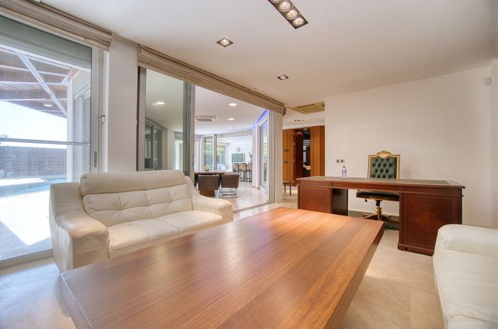 Image No.8-3 Bed Villa for sale